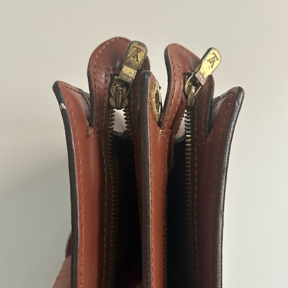 LOUIS VUITTON Monogram Enghien Clutch - Picture 10 of 15